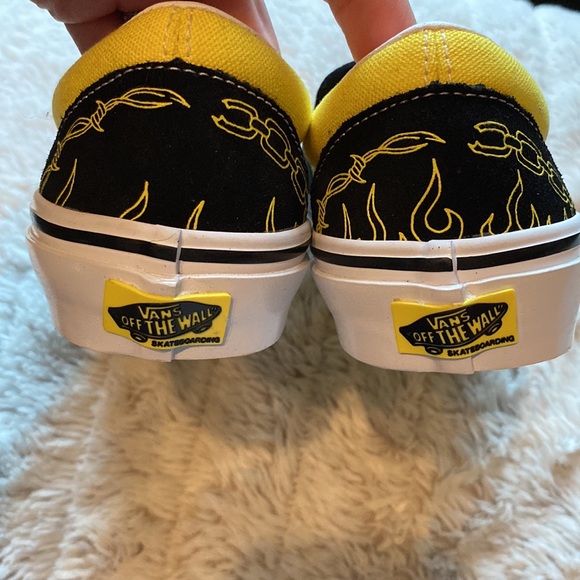 Sponge Bob Vans New with box 4.5 - Picture 4 of 5